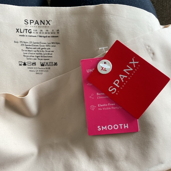 NWT SPANXsmooth™ Undie-tectable® Lace Hi-Hipster soft nude new with tags - Picture 2 of 4